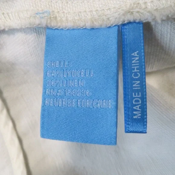 J McLaughlin Pleated Shorts Women 8 Beige Linen Lyocell High Rise Preppy Coastal - Picture 9 of 10